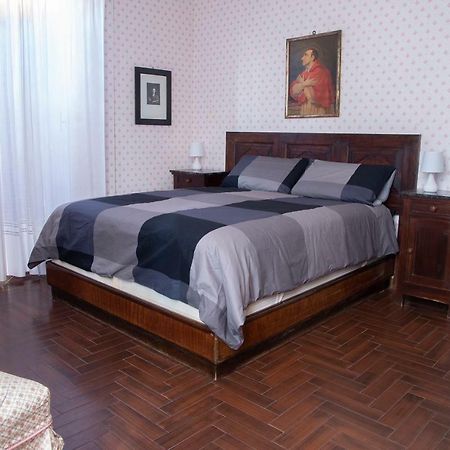 Bed & Roses Meni Apartment La Morra Bagian luar foto