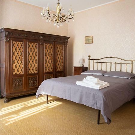 Bed & Roses Meni Apartment La Morra Bagian luar foto
